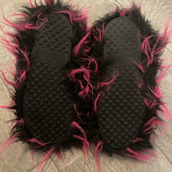 Monster high slippers size 13/1 - Picture 5 of 6